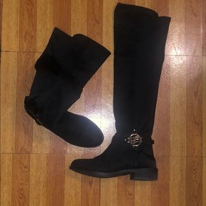 Bebe- below the knew Boots